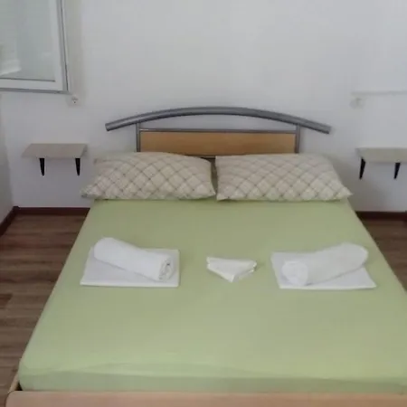 Maja Guest house