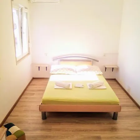 Gostinjska kuća Maja